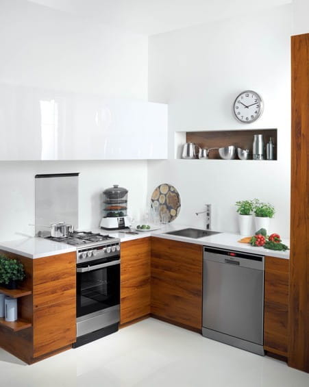 Amica Parowar biało-czarny                   PT3011