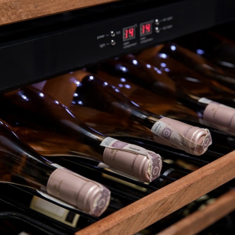 Winiarka Vestfrost WFG 45 dwustrefowa