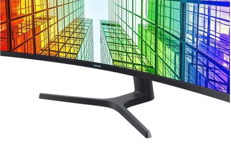 Samsung Monitor 49 cali ViewFinity S95UC VA 5120x1440 DQHD 32:9 2xHDMI 1xDP 1xUSB-C (90W) 3xUSB 3.0 LAN 5ms PinP/PbyP 120Hz HAS+PIV gł. zakrzyw. 3YOn-