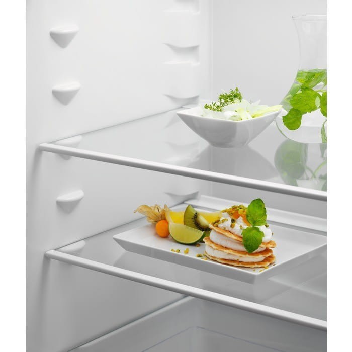 Electrolux Chłodziarko-zamrażarka LNT6NE18S SMK