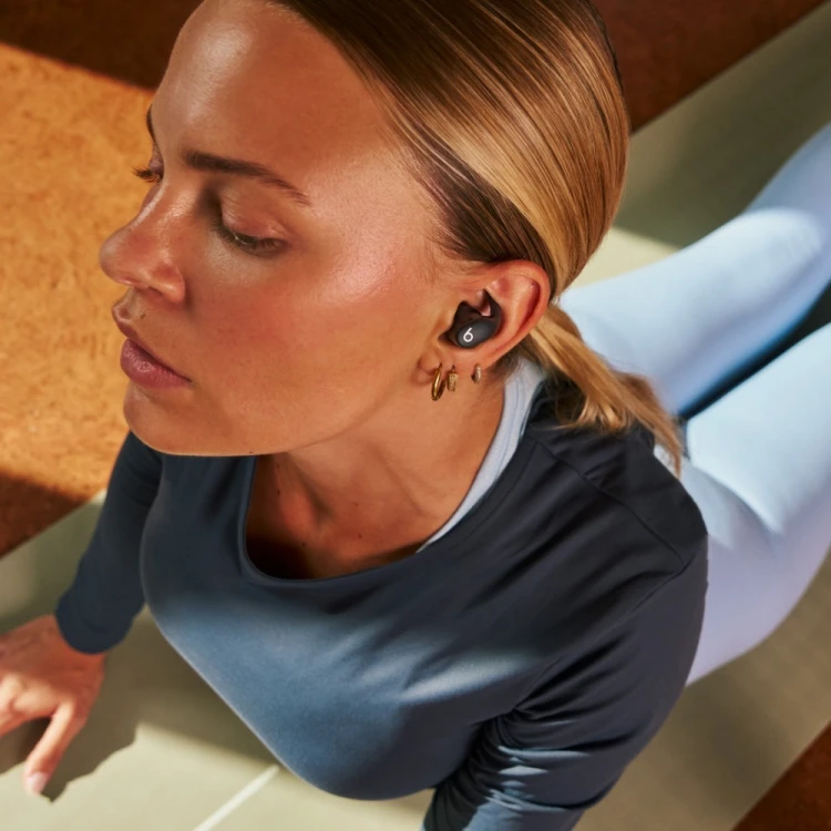 Apple Słuchawki Powerbeats Fit - bezprzewodowe douszne słuchawki sportowe - niedościgniona czerń