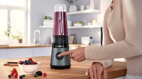 Bosch Mini blender z butelką ToGo MMB2111S
