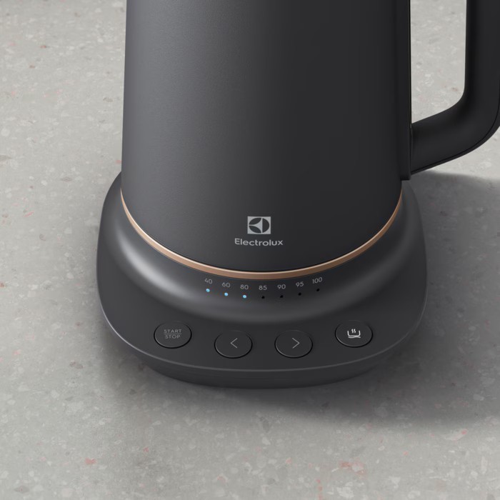 Electrolux Czajnik bezprzewodowy Explore 7 E7K1-6BP
