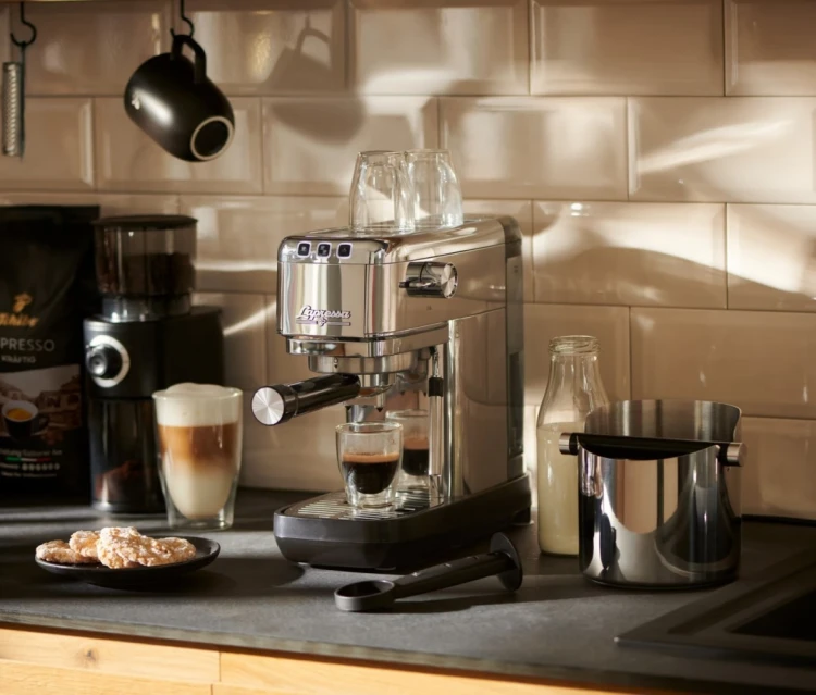 Tchibo Ekspres ciśnieniowy kolbowy Lapressa stalowy