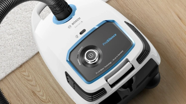 Bosch Odkurzacz workowy Serie 6  BGB6SIL0L