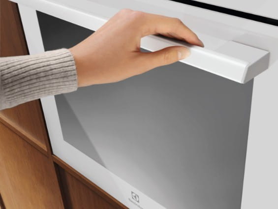 Electrolux Piekarnik LOE8F38V biały
